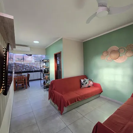 Apartamento a 250 metros da Praia do Sapê e Maranduba - Piscina e Ar condicionado-3